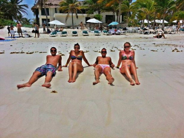 426632_4466339899386_1648209956_n