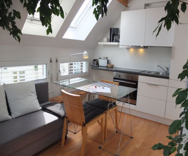 4f6bce44-4937-4bc3-8504-a90b62f4d49f.c10