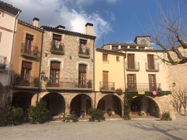 a5818594-6b3b-4e16-9271-b7d1dcbe39d9