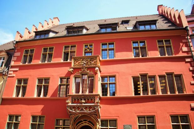 Freiburg_Haus-zum-Walfisch_Copyright-FWTM-Escher-2_front_large