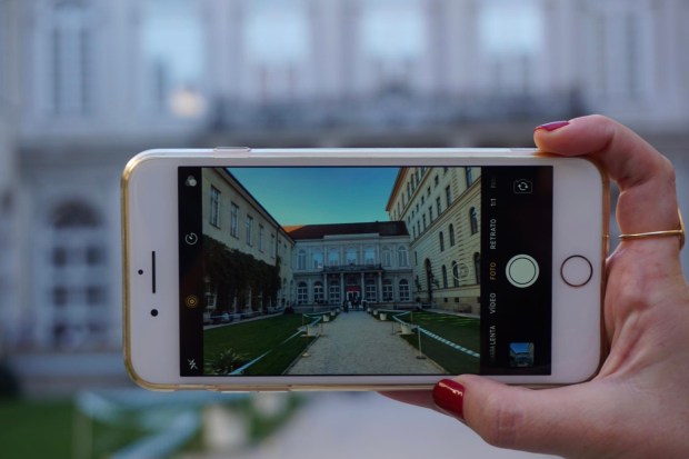 d702dd5d-9227-4b5b-9dff-d8bf7f11e17e